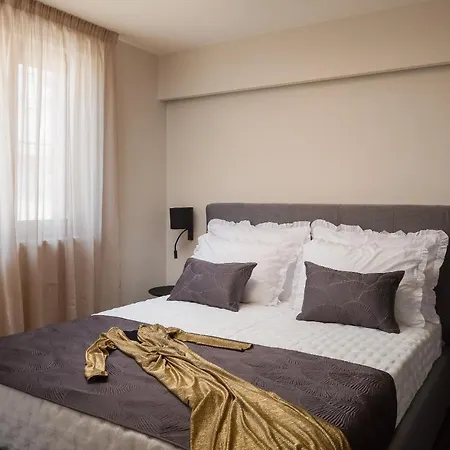 Beachfront Anemona With Pool * Kaštela