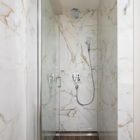 Beachfront Anemona With Pool *