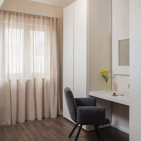 Willa Beachfront Anemona With Pool