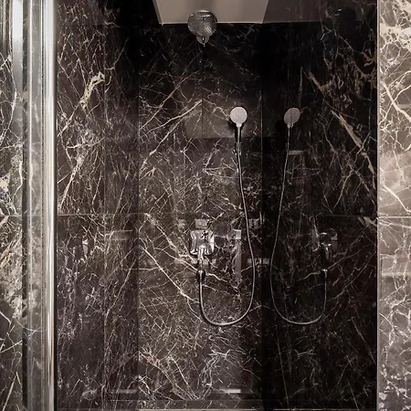 Willa Beachfront Anemona With Pool