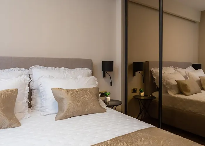 Beachfront Anemona With Pool Вилла *