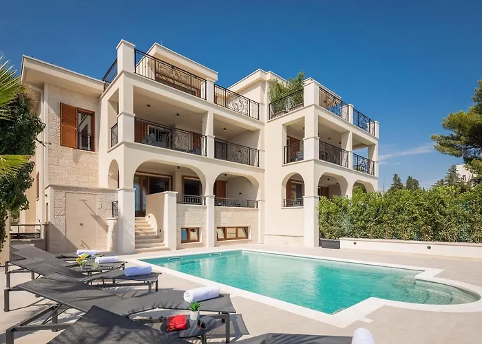 Вилла Beachfront Anemona With Pool