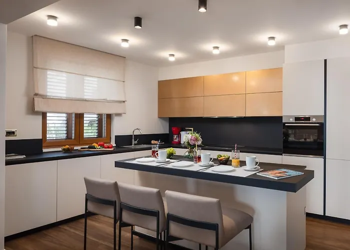 Beachfront Anemona With Pool Вилла *