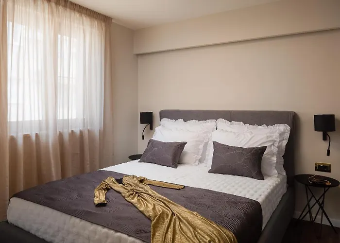 Beachfront Anemona With Pool * Каштела