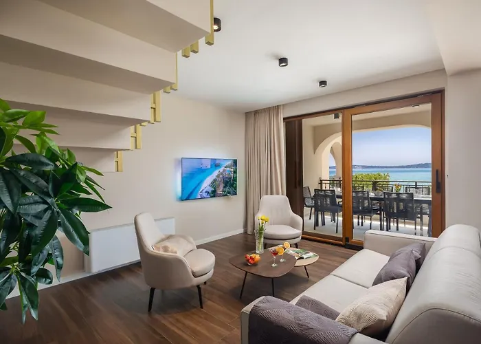 Вилла Beachfront Anemona With Pool