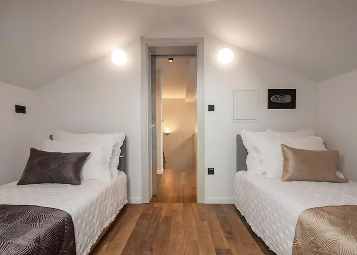 Вилла Beachfront Anemona With Pool Каштела